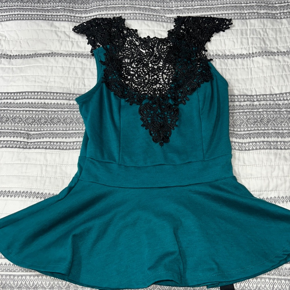 Lace Top With Tie